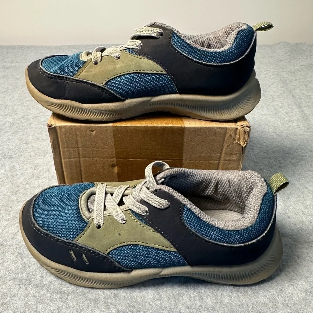 OshKosh B'gosh Fable Kids Sneakers Blue Green Colorblock Size 12M